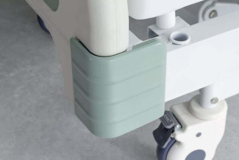 Cama Eléctrica 4 Movimientos Con Barandas En Aluminio